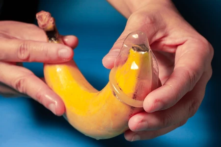 Qizlar doggy uslubi becerdin olish va ichida cummed issiq porno kompilyatsiya Lara Croft porno oyin