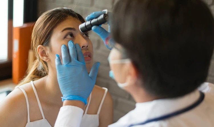 Kanker Mata (Eye Cancer)