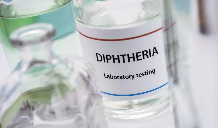 Difteri (Diphtheria)
