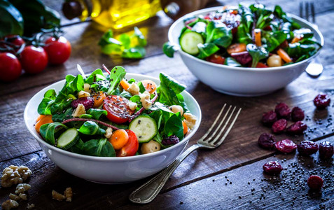 Mari Diet Sehat Dengan Menu Salad & Tips-Tipsnya