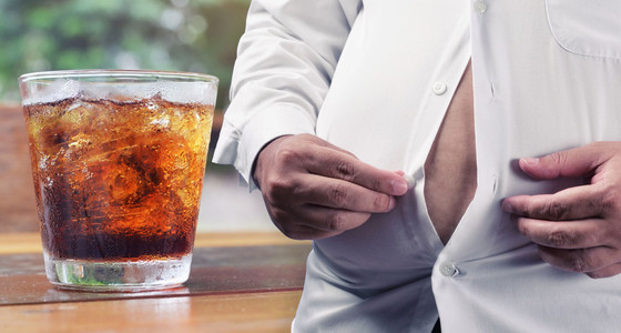 5 Dampak Buruk Konsumsi Soda Bagi Kesehatan Tubuh 