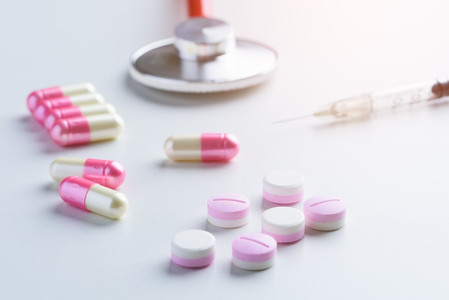 Daftar Obat yang Aman dan Tidak Aman untuk Ibu Menyusui