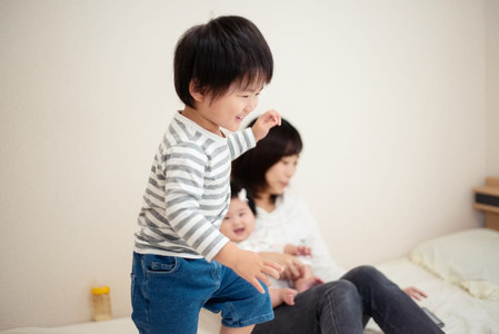 Hiperaktif Pada Anak - Penyebab, Gejala, & Tips Menghadapinya