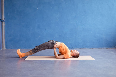 Olahraga Yoga Bantu Atasi Ejakulasi Dini