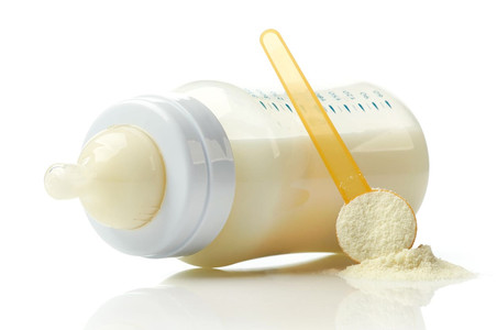 Susu Formula Pada Anak: Penyebab, Gejala, dan Obat