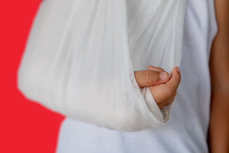 Setelah Patah Tulang Selangka, Berapa Lama Bisa Sembuh Kembali