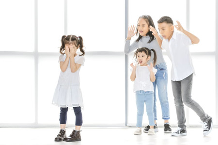 Mengenali Efek Bullying Pada Anak dan Cara Mengatasinya