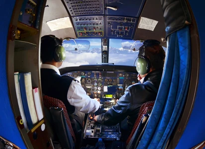 Viral Zero Gravity di Pesawat, Apa Dampaknya Bagi Kesehatan?