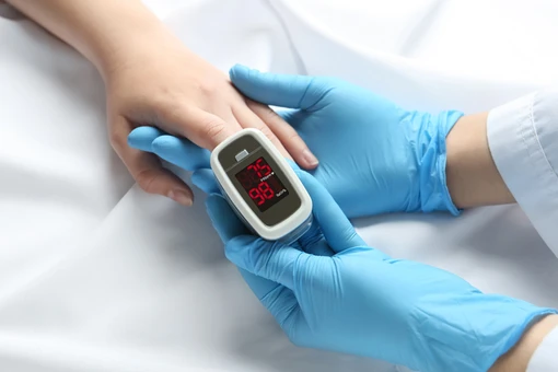 Pentingnya Oximeter bagi Pasien COVID-19