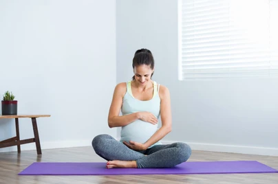 Ingin Pilates? Begini Gerakan Pilates untuk Ibu Hamil