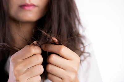 Cara Alami Mengatasi Rambut Kering