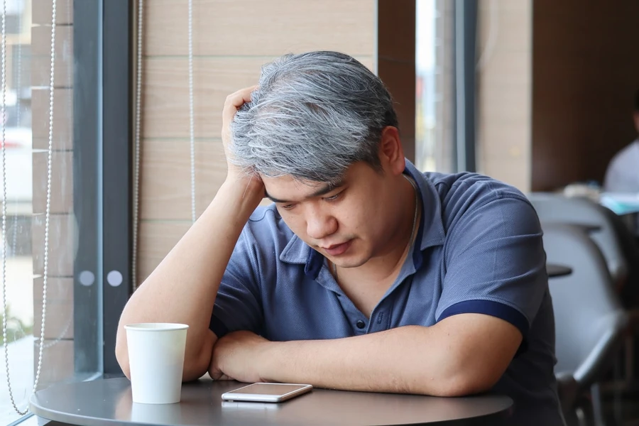 Penyebab Tumbuhnya Rambut Uban