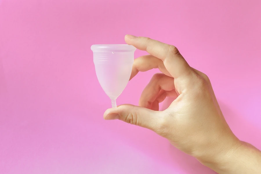 Mengenal Menstrual Cup, dari Manfaat Hingga Cara Memakainya