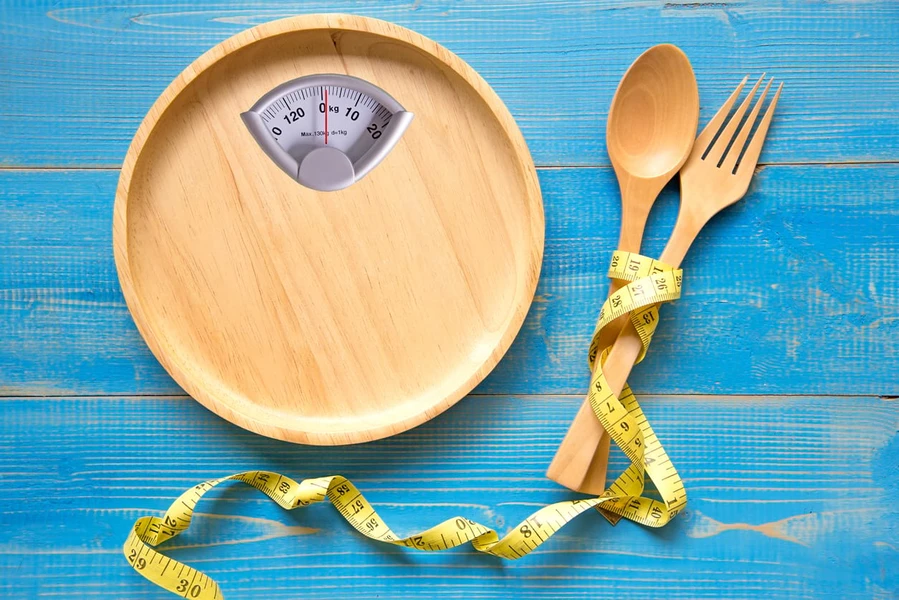 Berat Badan Setelah Puasa Bisa Naik Atau Turun, Ini Penyebabnya