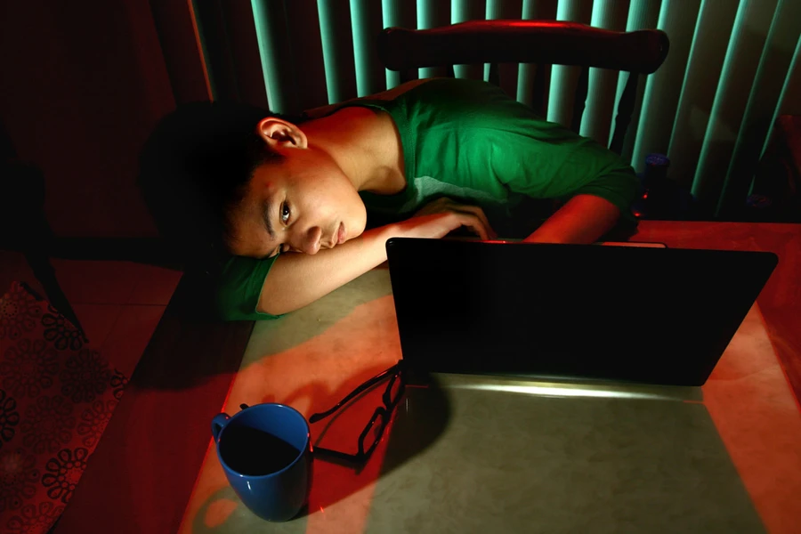 Bahaya Pornografi Bagi Anak, Ancam  Rusak Psikologisnya