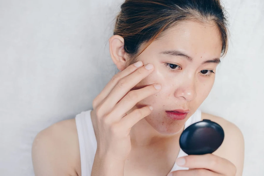 Apakah Krim Wajah dari Dokter Kulit dapat Menyebabkan Ketergantungan?