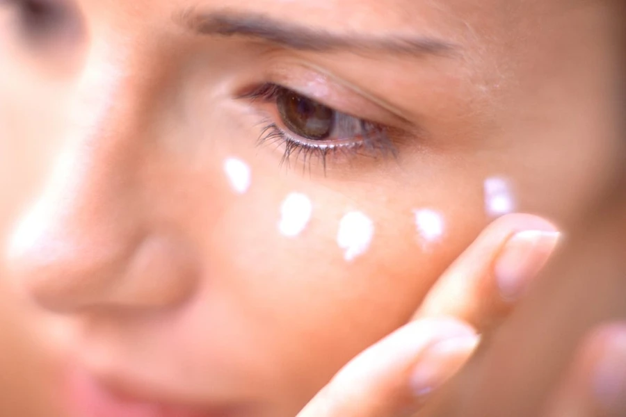 Langkah Tepat Memilih Krim Mata Eye Cream Terbaik