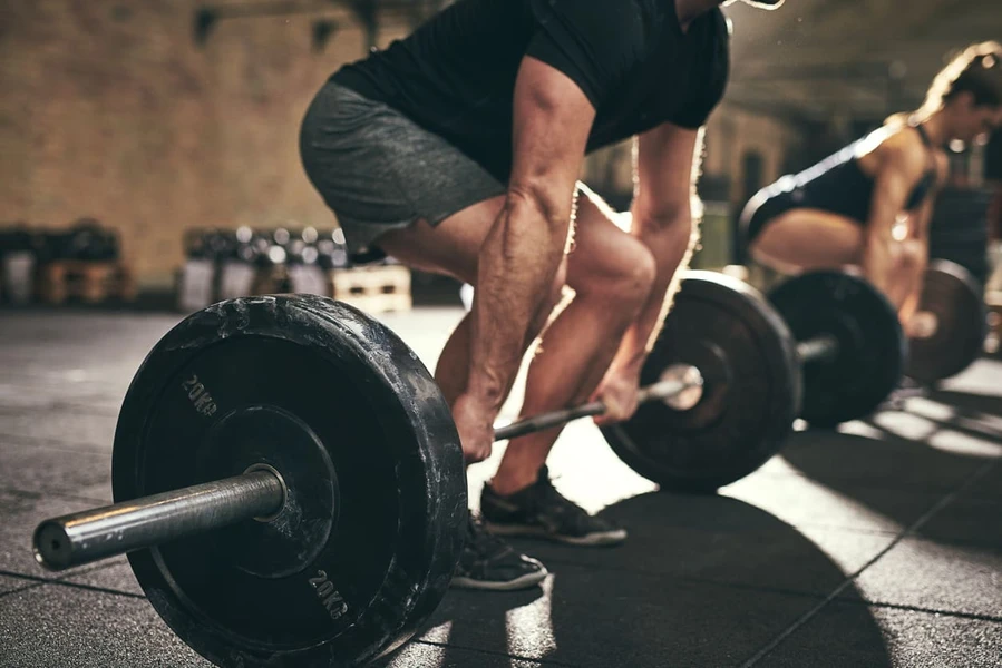 3 Jenis Latihan Barbell yang Dapat Dilakukan Oleh Pemula