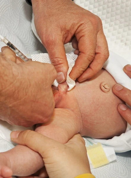 Cedera Genital Pada Anak Laki-Laki: Penyebab, Gejala, dan Obat