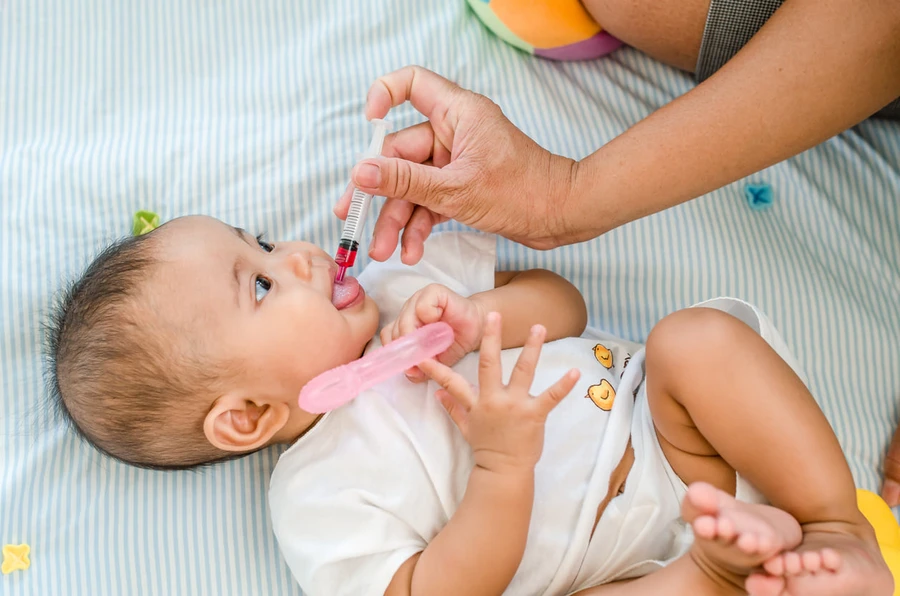 Kapan Anak Perlu Mendapatkan Vaksin Tifoid?