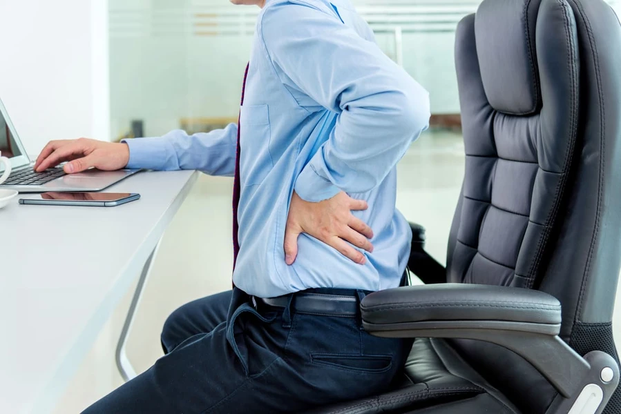 Tips Cerdas Hadapi Gejala Rematik yang Sering Kumat di Kantor