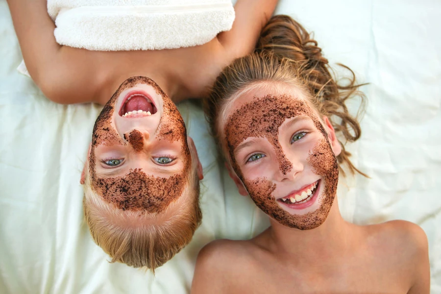 Bolehkah Pakai Masker Peel Off Saat Sedang Jerawatan?