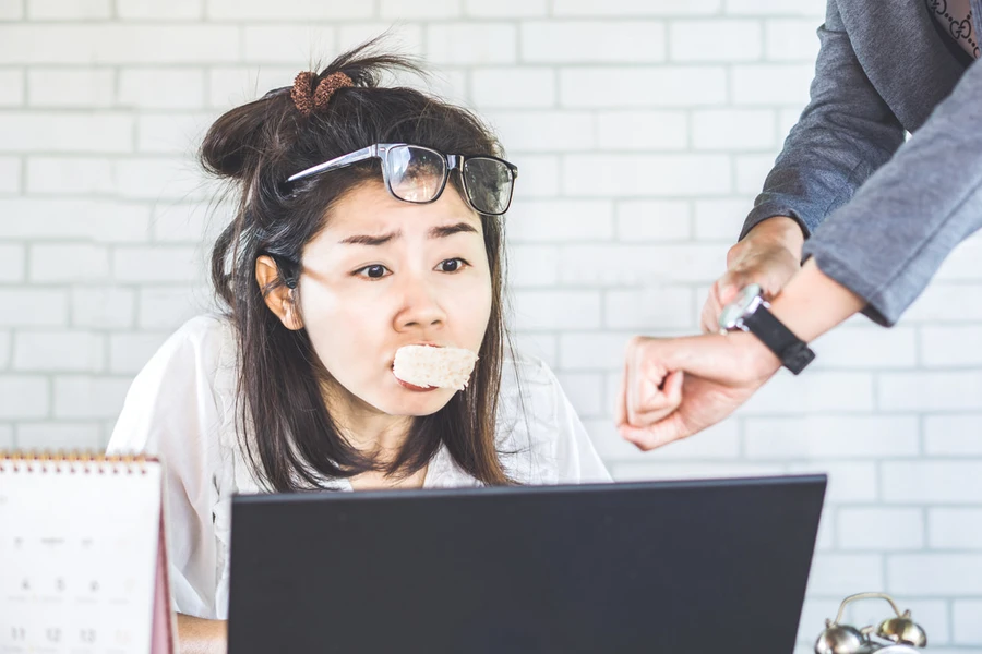 Duh, Stress Saat Bekerja Bisa Memicu Banyak Penyakit!