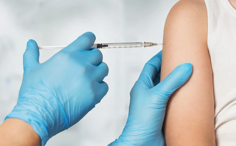 Imunisasi Campak: Jadwal, Manfaat, Efek Samping