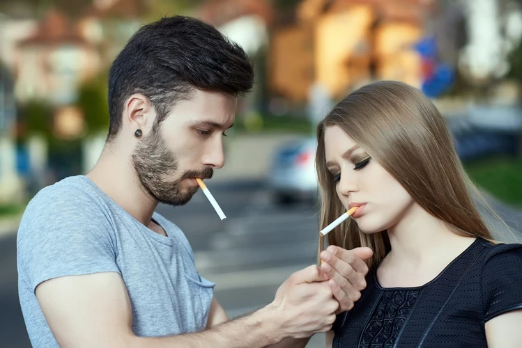 Cara Ampuh Hentikan Kebiasaan Merokok pada Pasangan
