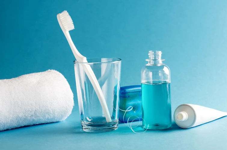 Apakah Perokok Harus Lebih Sering Menyikat Gigi dan Berkumur? Inilah Kata Dokter Gigi