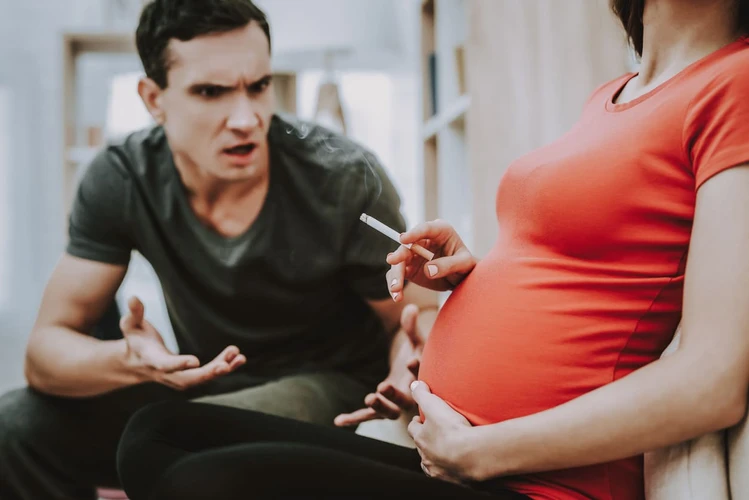 Bahaya Ibu Hamil Merokok & Pengaruhnya pada Bayi