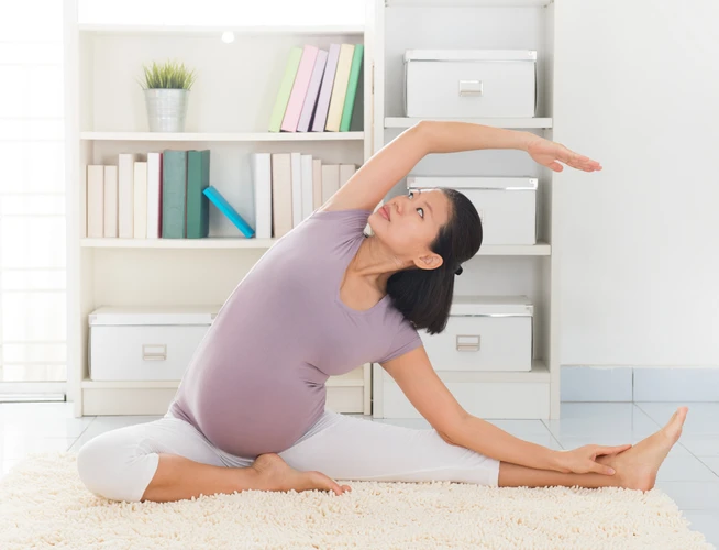 6 Manfaat Yoga untuk Ibu Hamil, Selain Melancarkan Persalinan