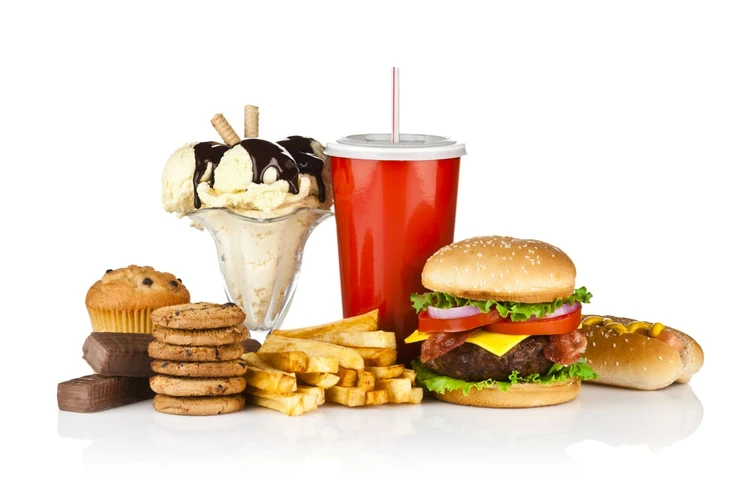 8 Jenis Makanan Penyebab Perut Gendut