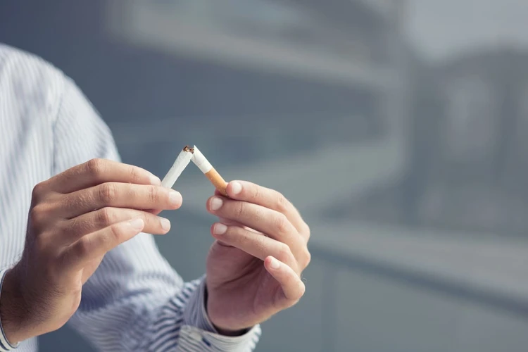 Lakukan 7 Trik Ini agar Program Berhenti Merokok Tidak Gagal
