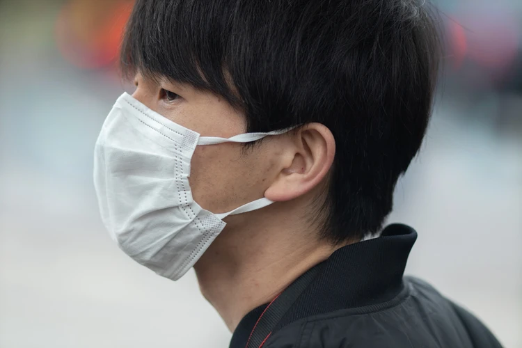 Polusi Jakarta Memburuk, Harus Pakai Masker Anti Polusi yang Mana?
