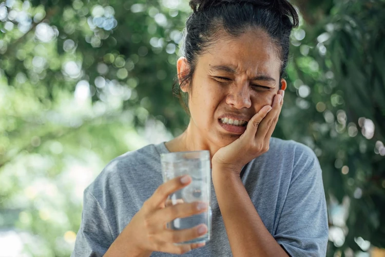 Toothache: Penyebab, Gejala, dan Obat