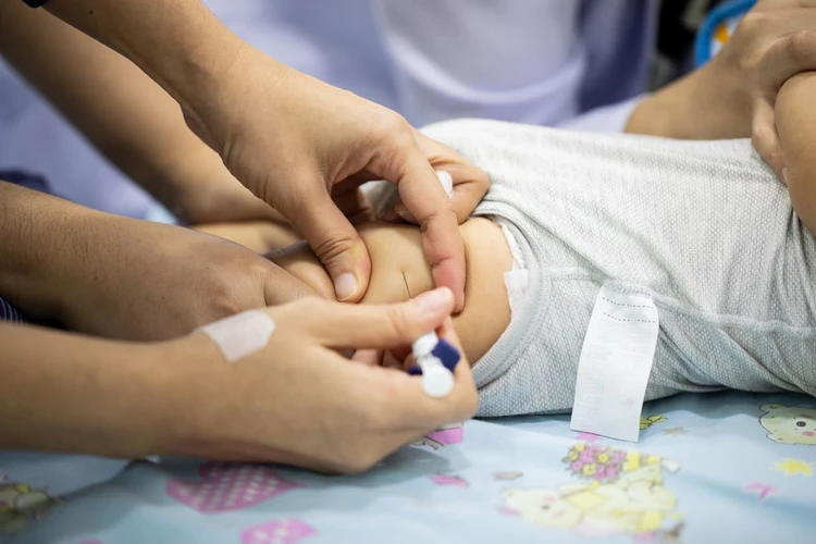 Manfaat dan Efek Samping Imunisasi DPT, Ortu Harus Tahu!