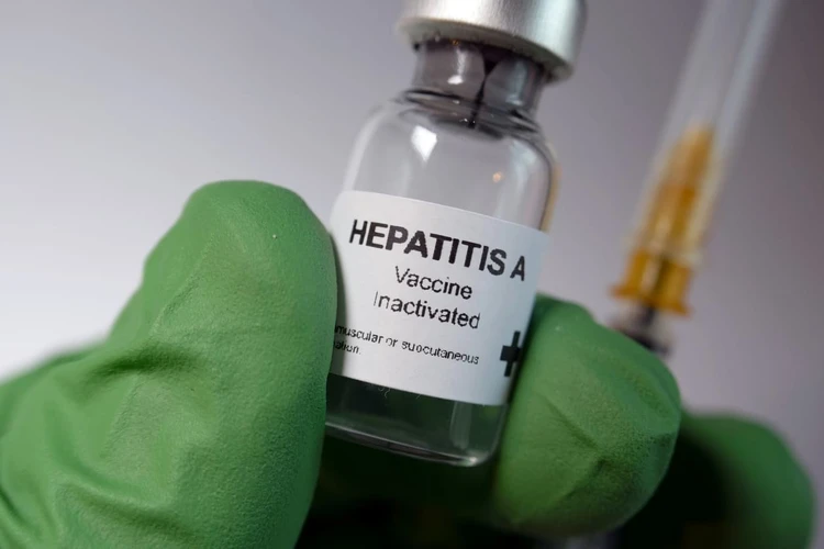 5 Jenis Hepatitis Berdasarkan Penyebab dan Cara Pengobatan