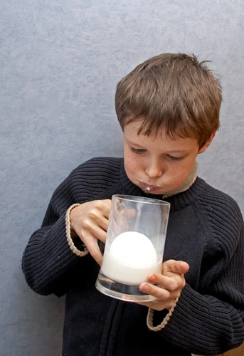 Benarkah Susu Peninggi Badan Efektif Merangsang Pertumbuhan Tulang Anak?