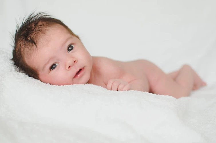 Cara Merawat Kulit Bayi Baru Lahir