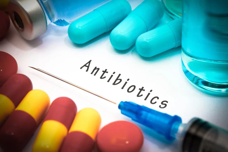 Jangan Sembarangan Mengonsumsi Antibiotik 