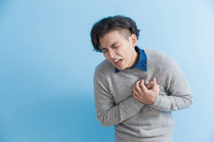 Cara Membedakan Nyeri Dada Karena Serangan Jantung dan Heartburn