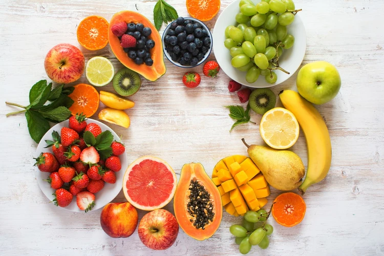 10 Jenis Buah-buahan Vitamin C yang Cocok Dikonsumsi Saat Puasa