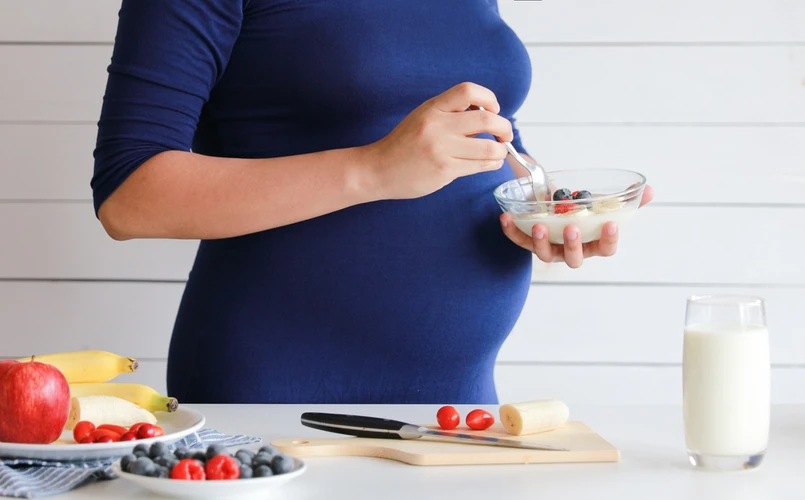 5 Manfaat Probiotik untuk Ibu Hamil dan Sumber Terbaiknya