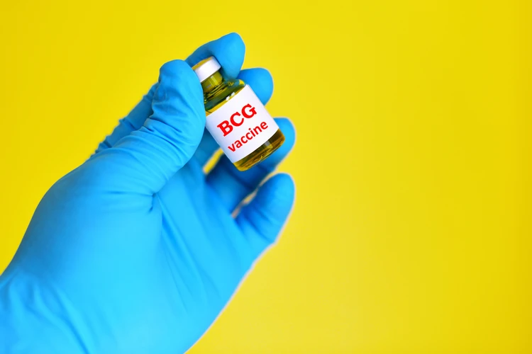 Segala Hal yang Perlu Kamu Ketahui tentang Vaksin BCG
